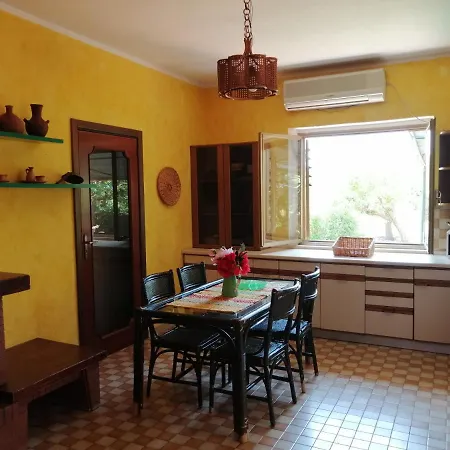 Kampia Apartment Capo Vaticano